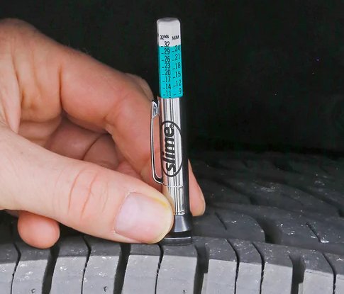 tire tread depth gauge