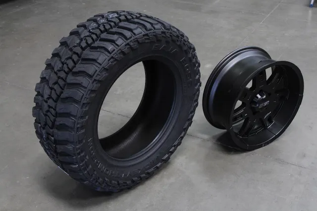 Mickey Thompson Baja Boss M/T